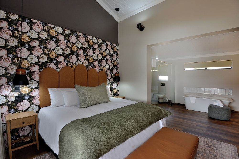 Dunkeld East Superior Room 13