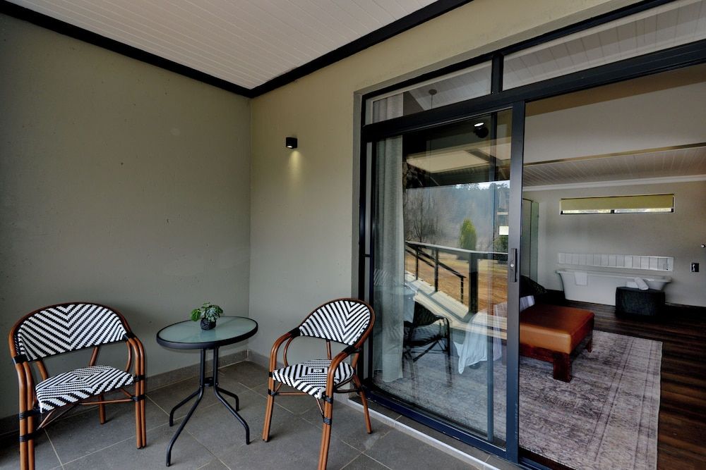 Dunkeld East Superior Room 10