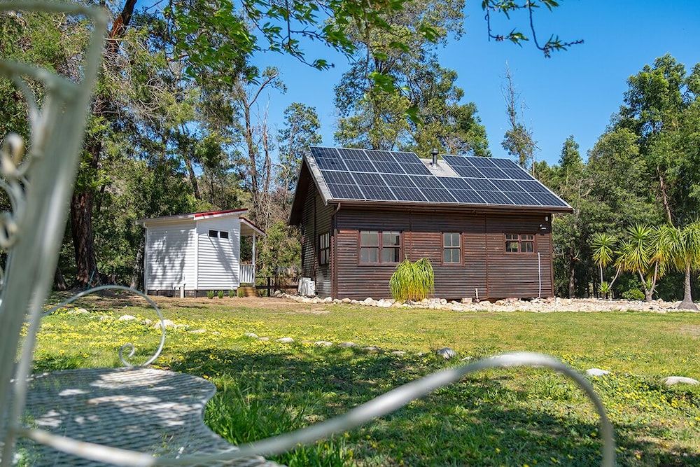 La Ferme Guest Farm Deluxe Cottage 9