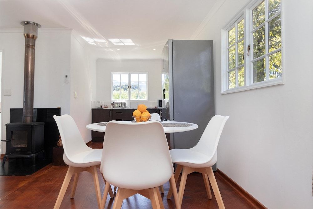 La Ferme Guest Farm Deluxe Chalet 4