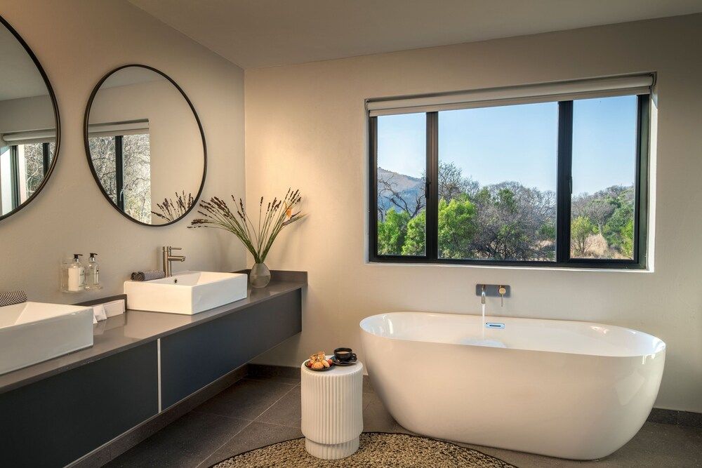 Riverhorse Lodge House 13