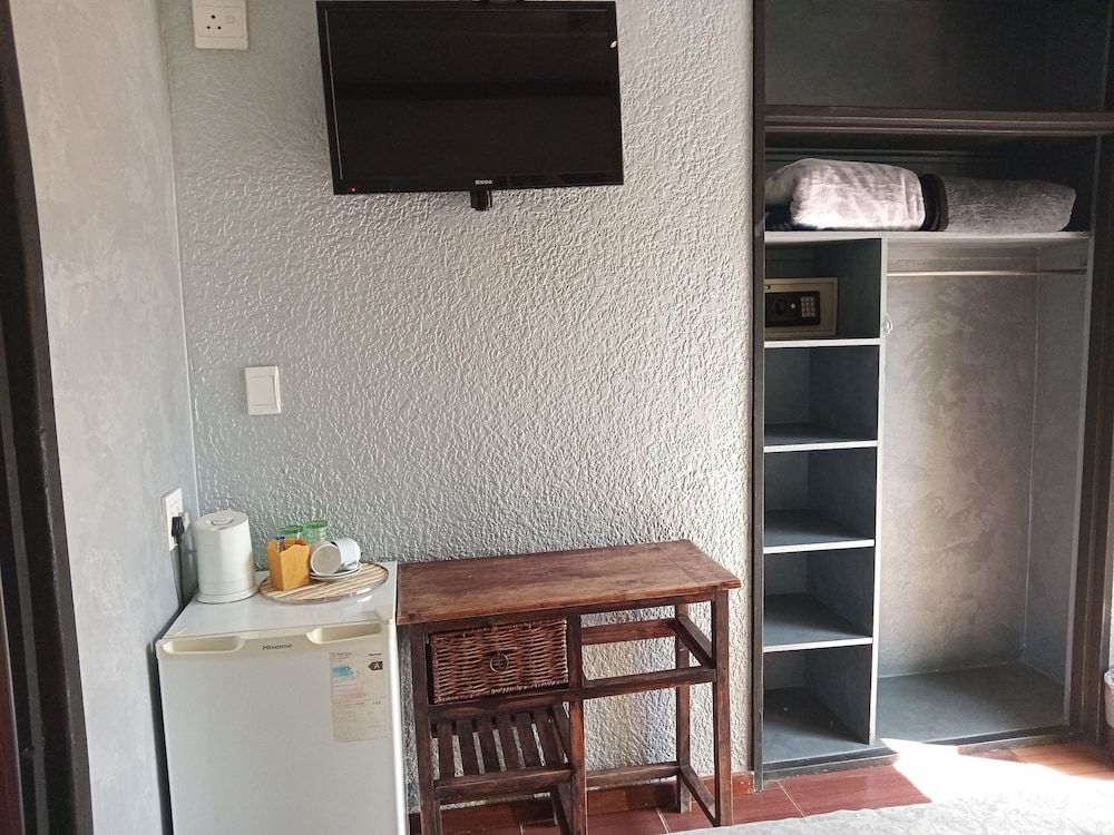 Petra Lodge Basic Double Room 2