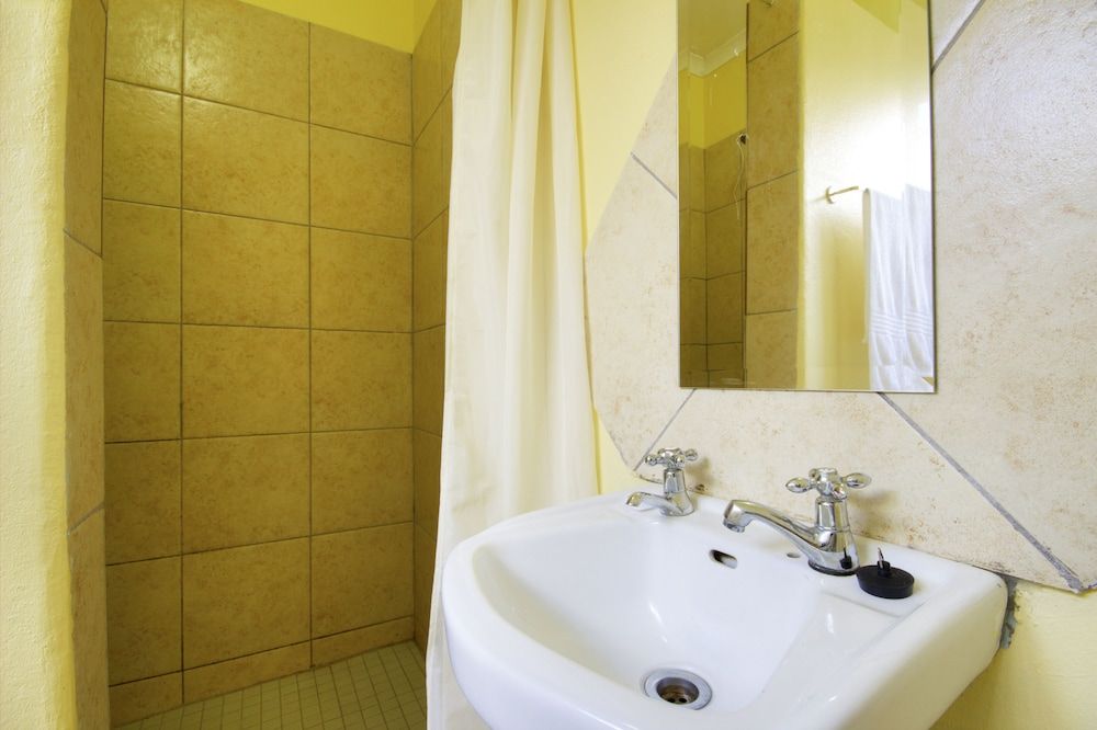 Minilitha Lodge Superior Double Room, 1 Double Bed, Non Smoking, Garden View 8