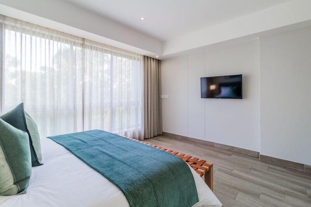 Executive Apartment