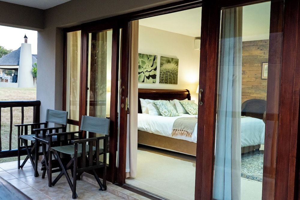 7th Hole Golf Lodge Luxury Room 12