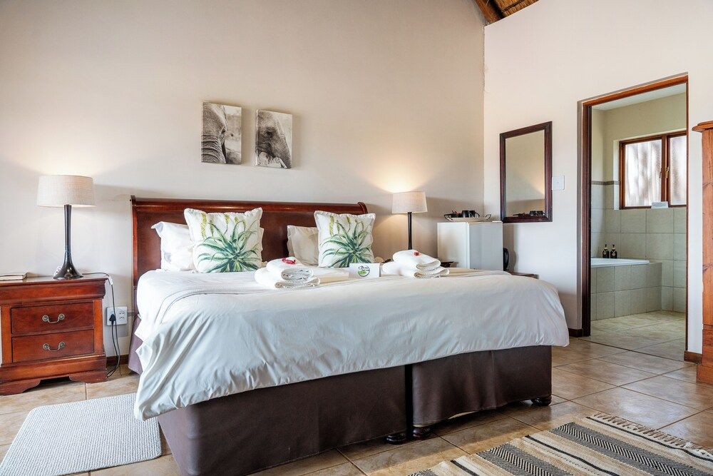 7th Hole Golf Lodge Standard Room 19