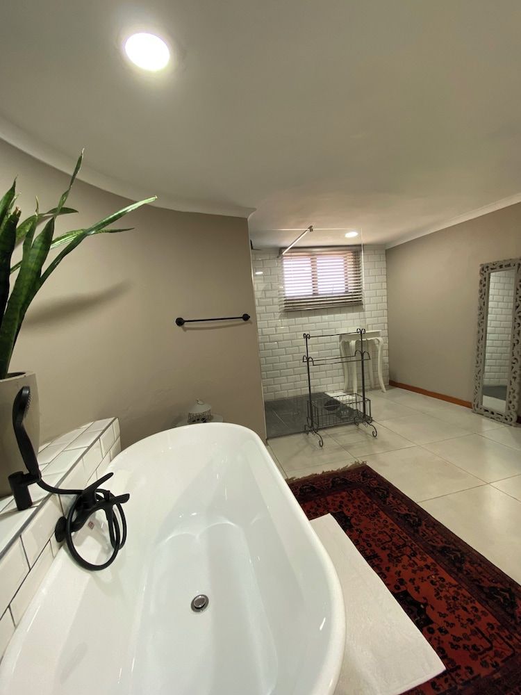 7th Hole Golf Lodge Deluxe Double Room 11