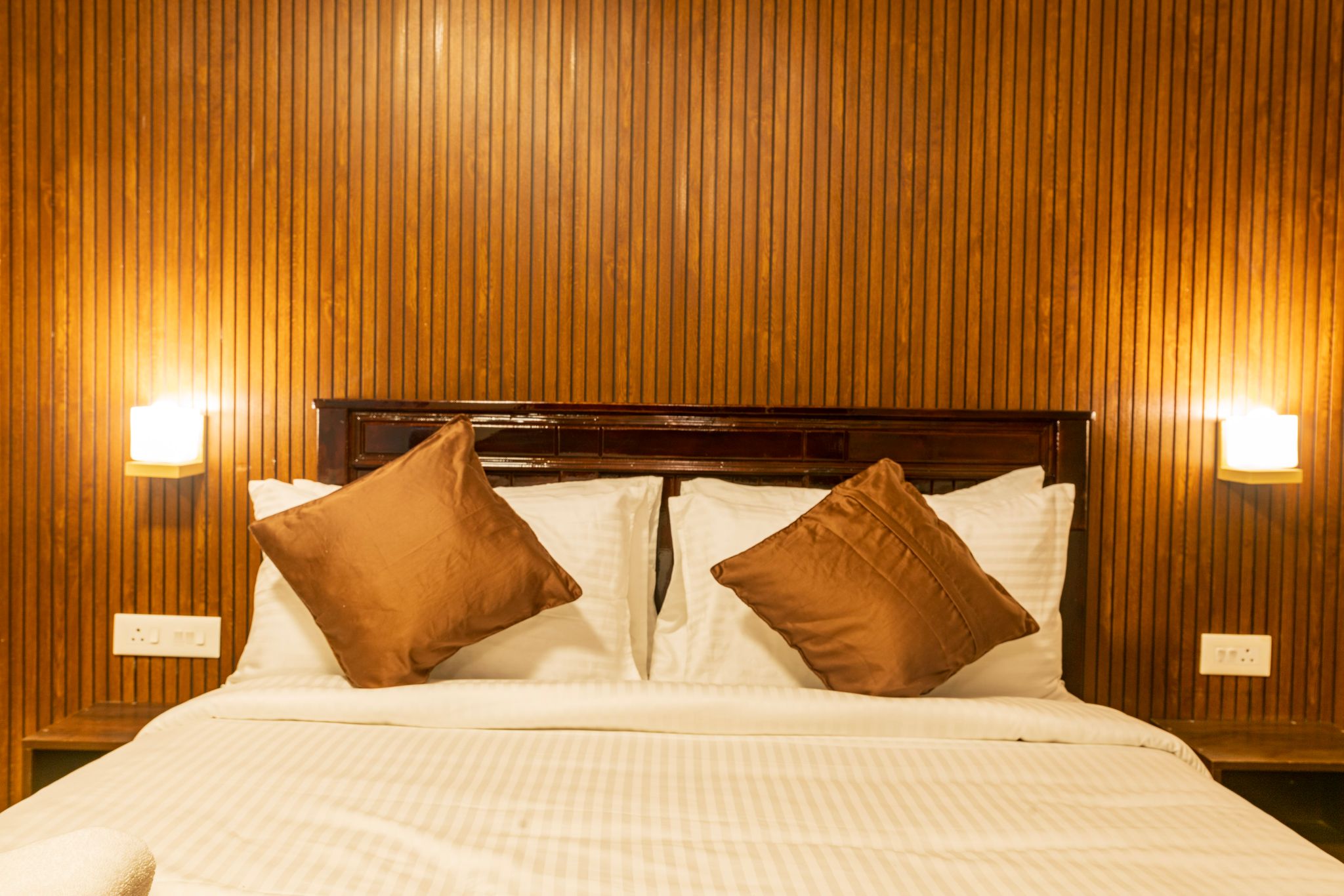 Warmth Streamside Serenity Resort Deluxe Mountain View 5