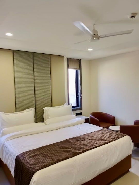 Namami Retreat Club Room