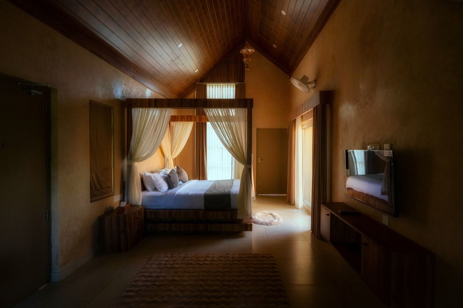 Albatross - Romantic Private Pool Villa with Balcony