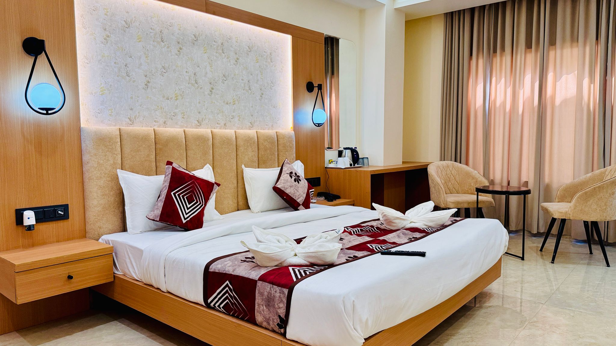 Kreston Height Hotel and Banquets Executive Room 2