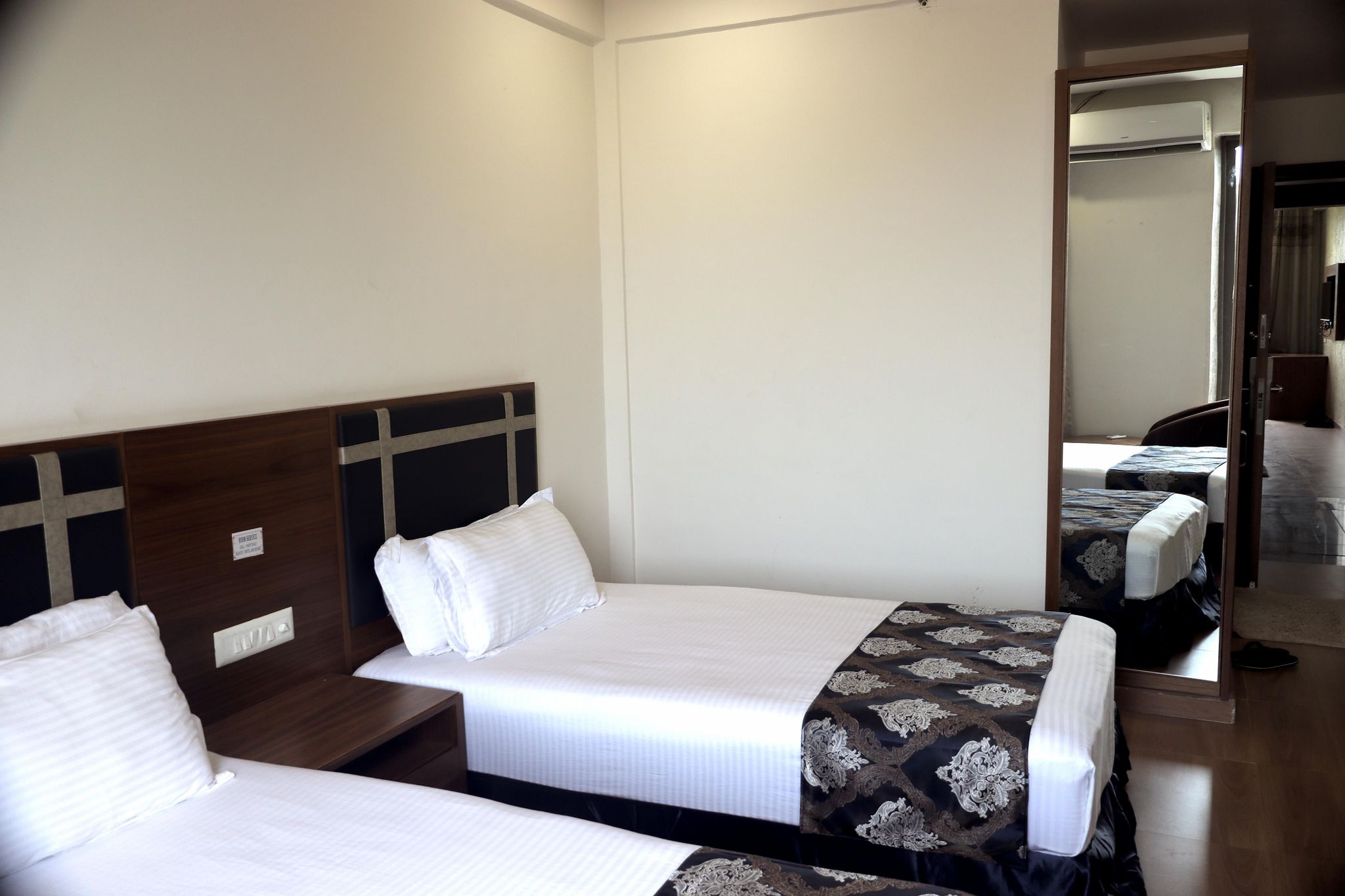 Heaven Seven Hotel and Resort Deluxe Room