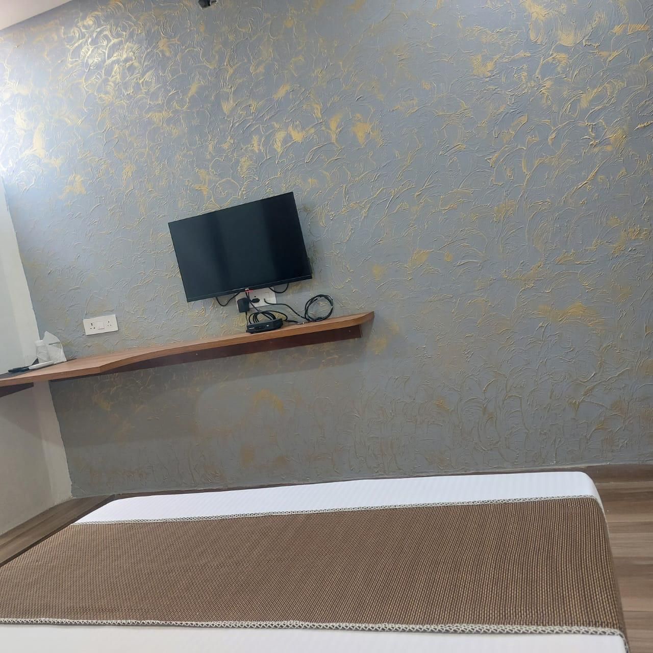 Heaven Seven Hotel and Resort Super Deluxe Room 3