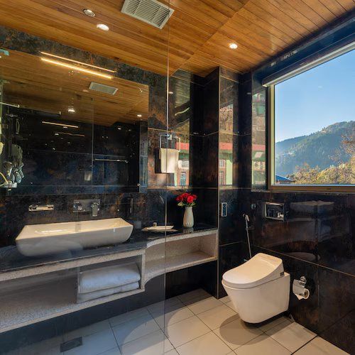 King Room With Balcony and Jacuzzi