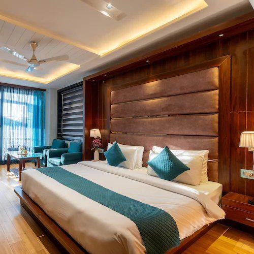 Deluxe Room With Balcony and Jacuzzi