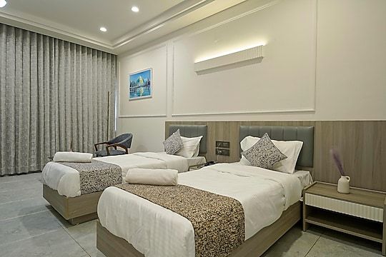 The Grand Platinum Hotel Executive Room