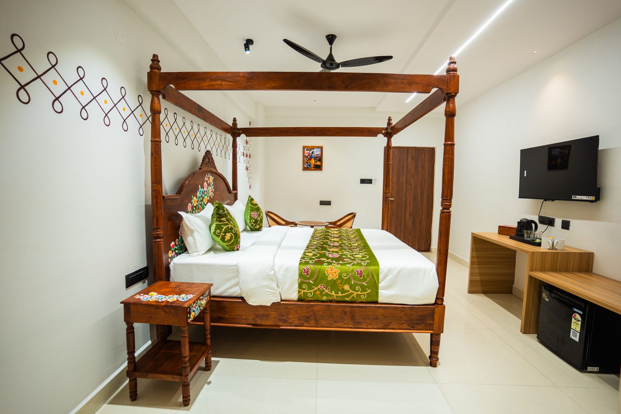  Hotel Indiana Hitech City, Hyderabad Deluxe King Rooms with City 40