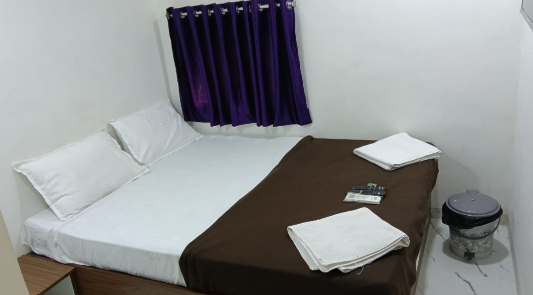 RR Residency deluxe room 2