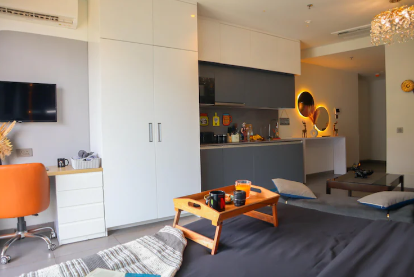 Dimerro Stays Supernova The Mauve  38th Floor 2