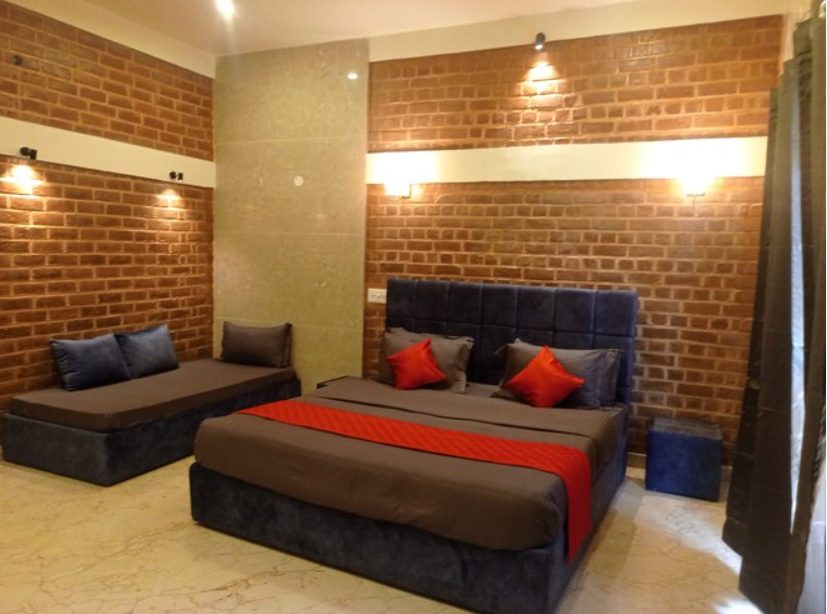 Deluxe Triple Cottage