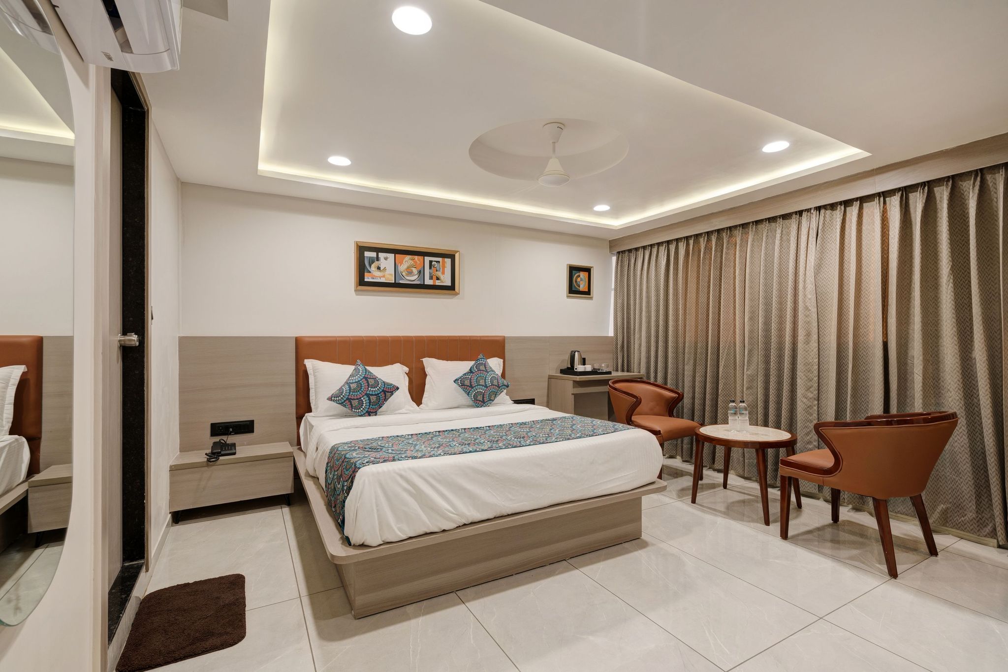 Hotel Grand Shiva Deluxe Room