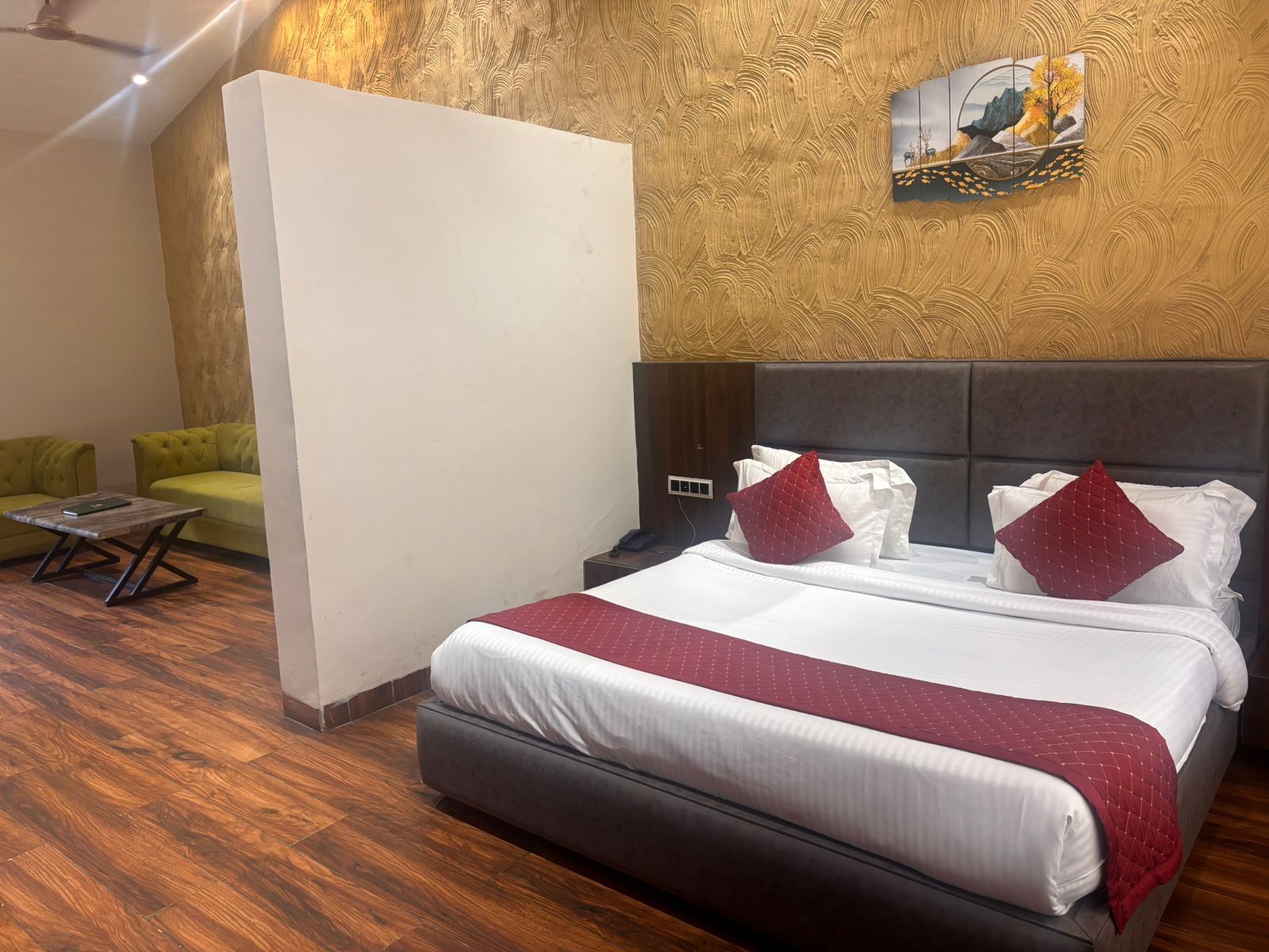 Deluxe Room with Garden View Bed