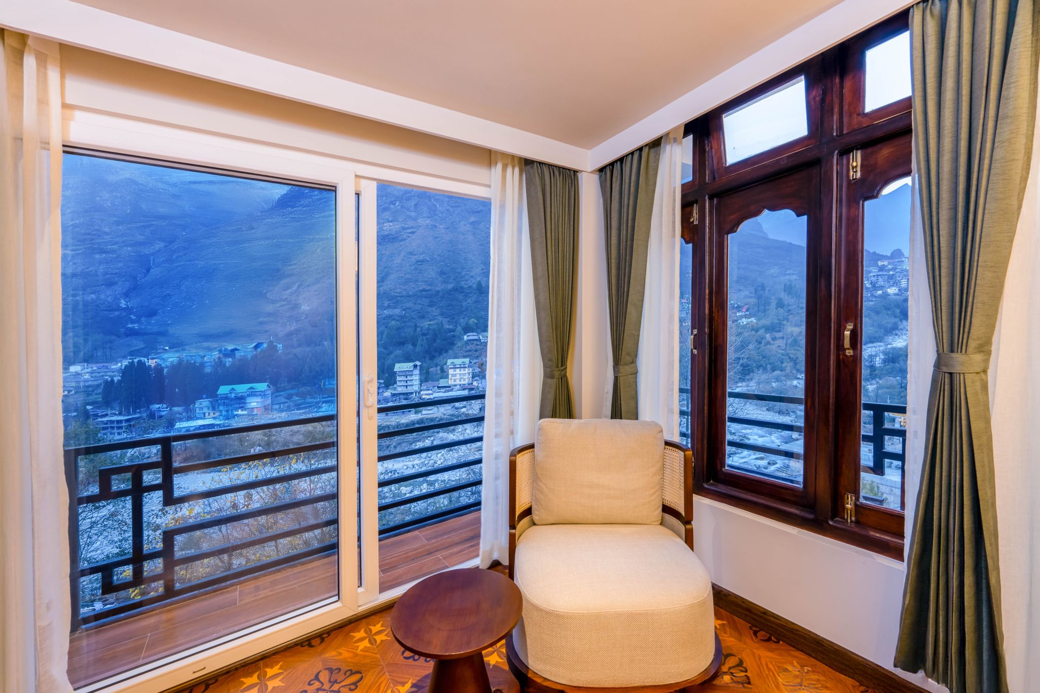 PREMIUM VIEW ROOM WITH BALCONY