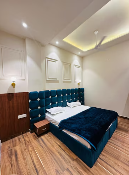 Deluxe King Bed Room