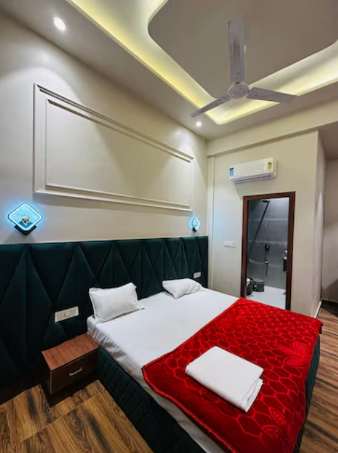 Deluxe King Bed Room