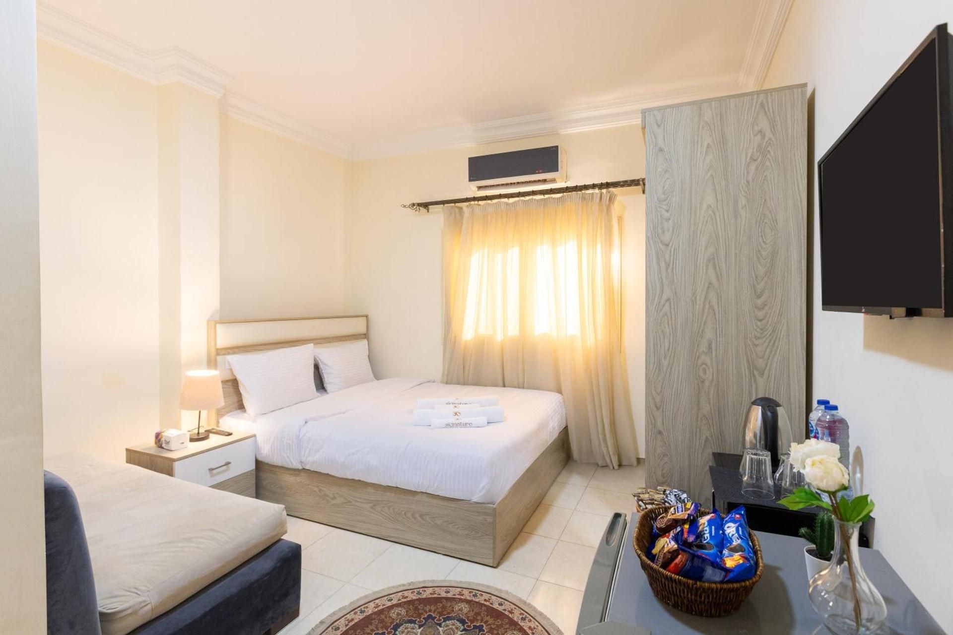 Double Room with Private Bathroom