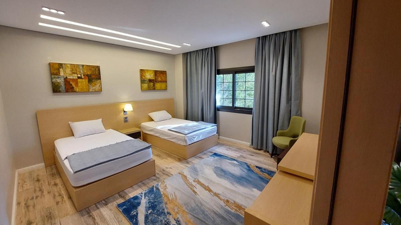 Deluxe One-Bedroom Apartment with Garden View