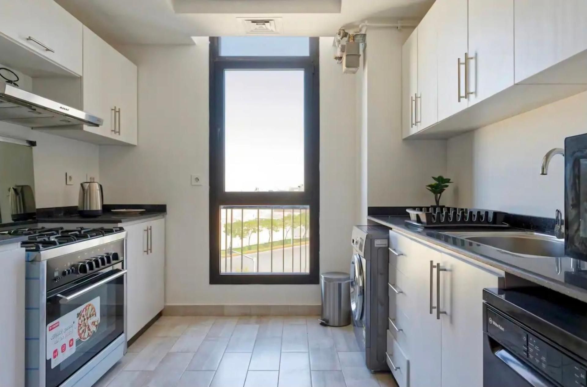 Three-Bedroom Deluxe Apartment