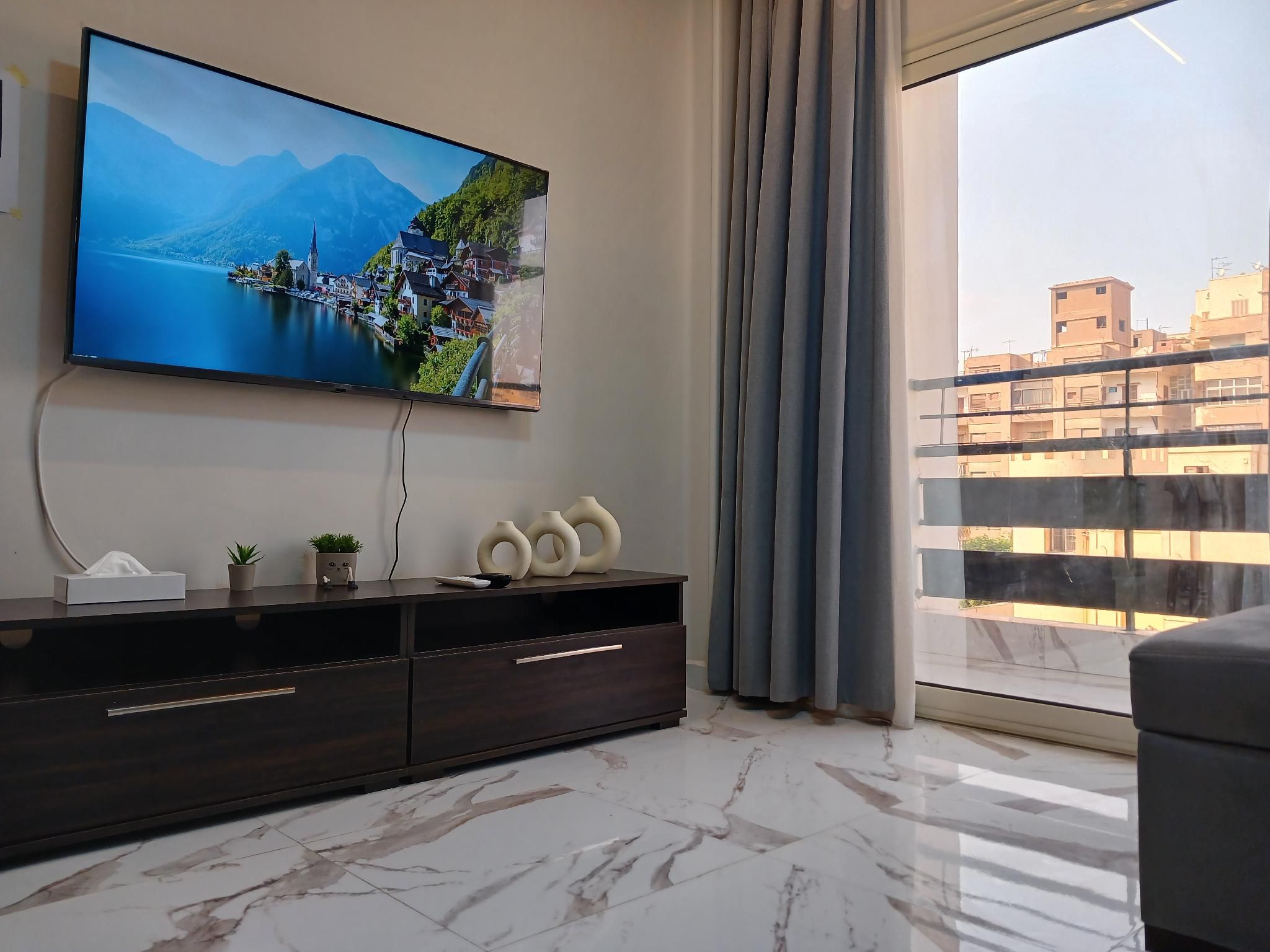 Serviced Apartment