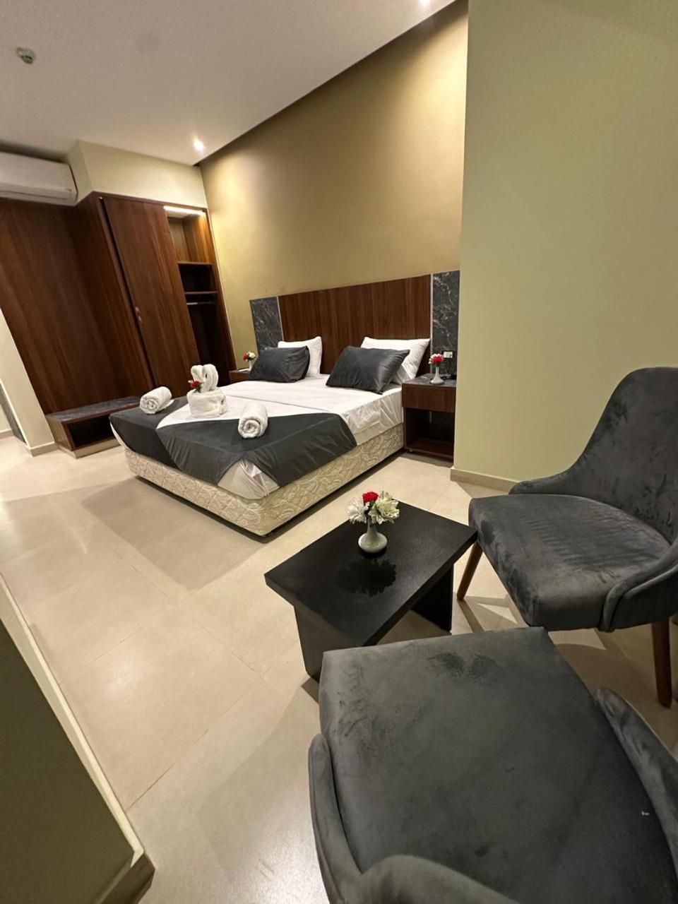 Junior Suite