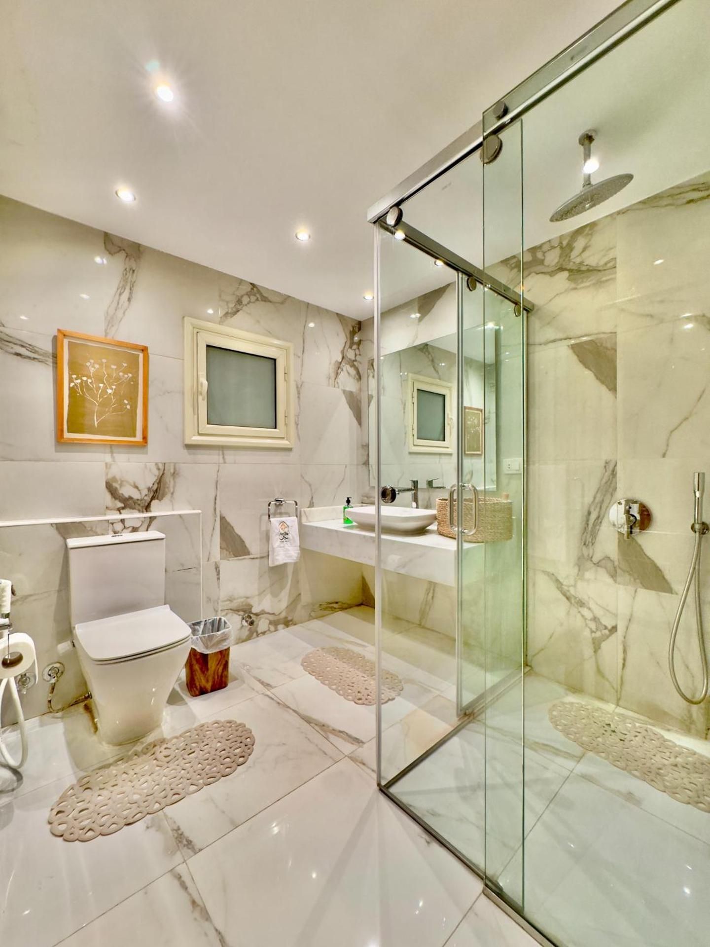 Peacefull Al Zamalek Khans Two-Bedroom Deluxe Apartment with Garden View 3