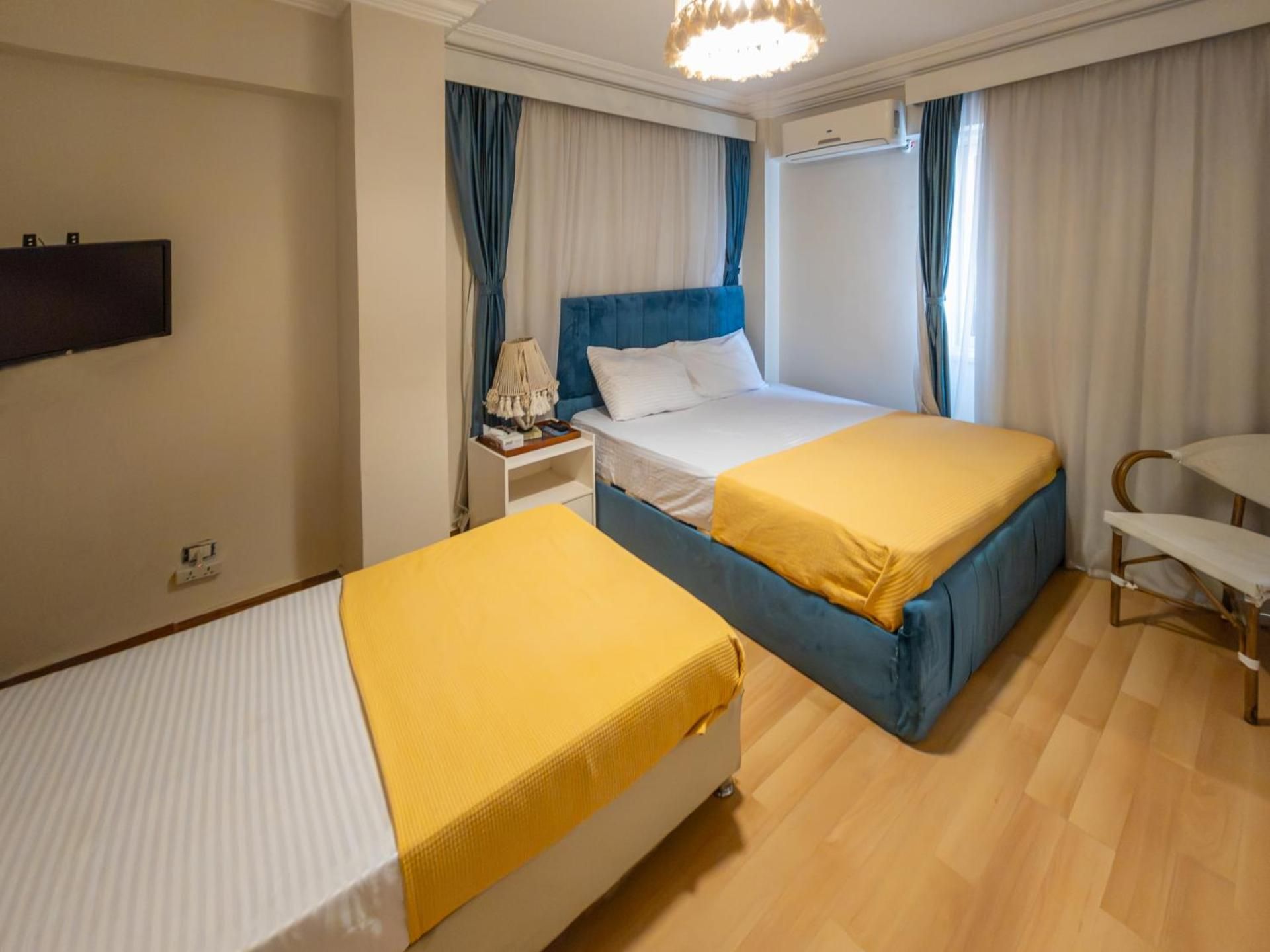 Triple Room with Private Bathroom