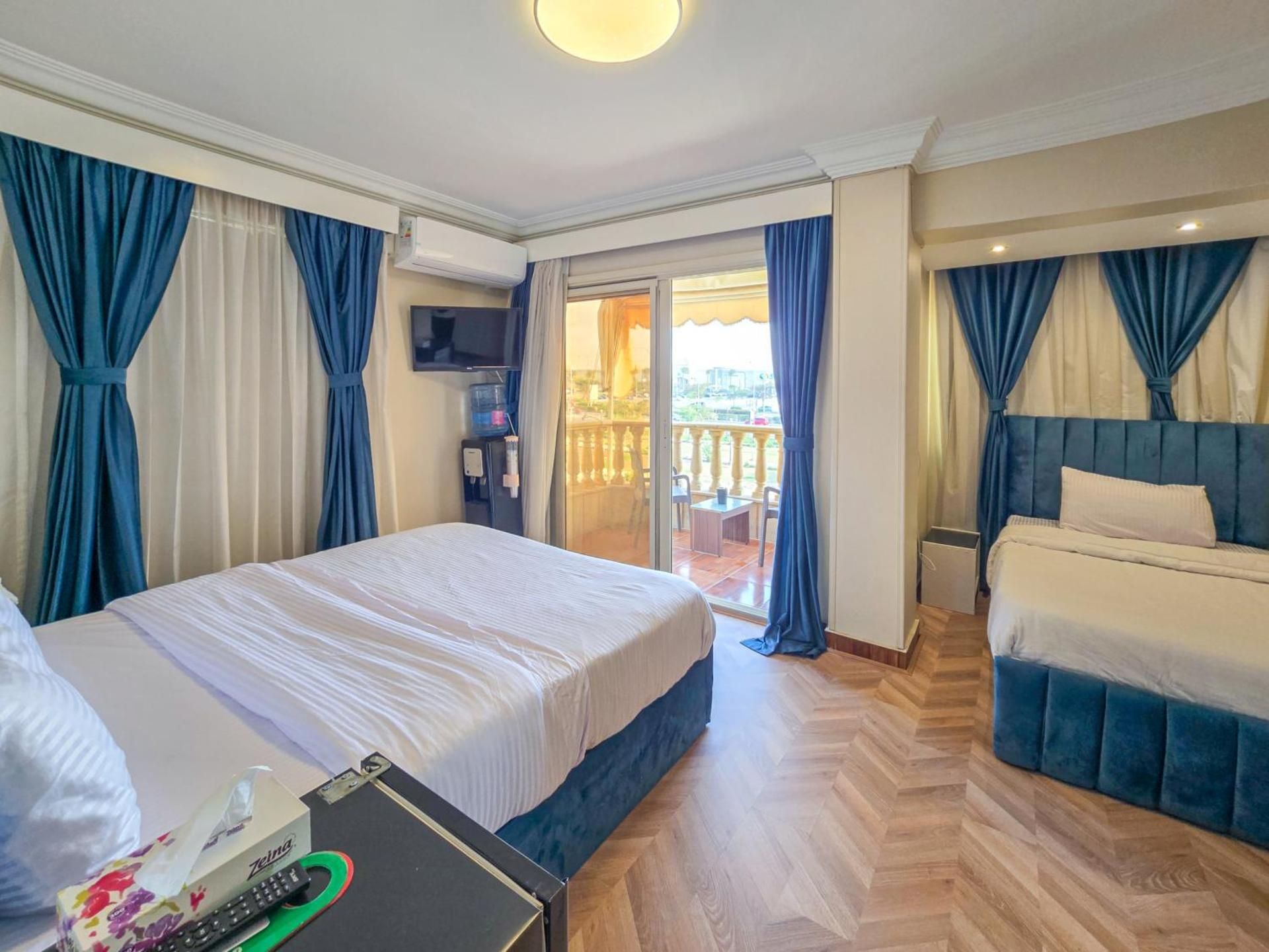 Triple Room with Balcony
