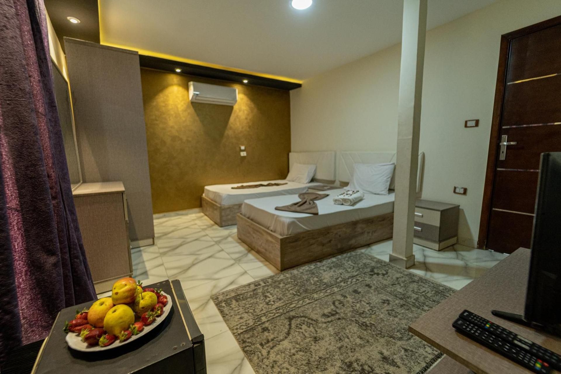 Triple Room with City View