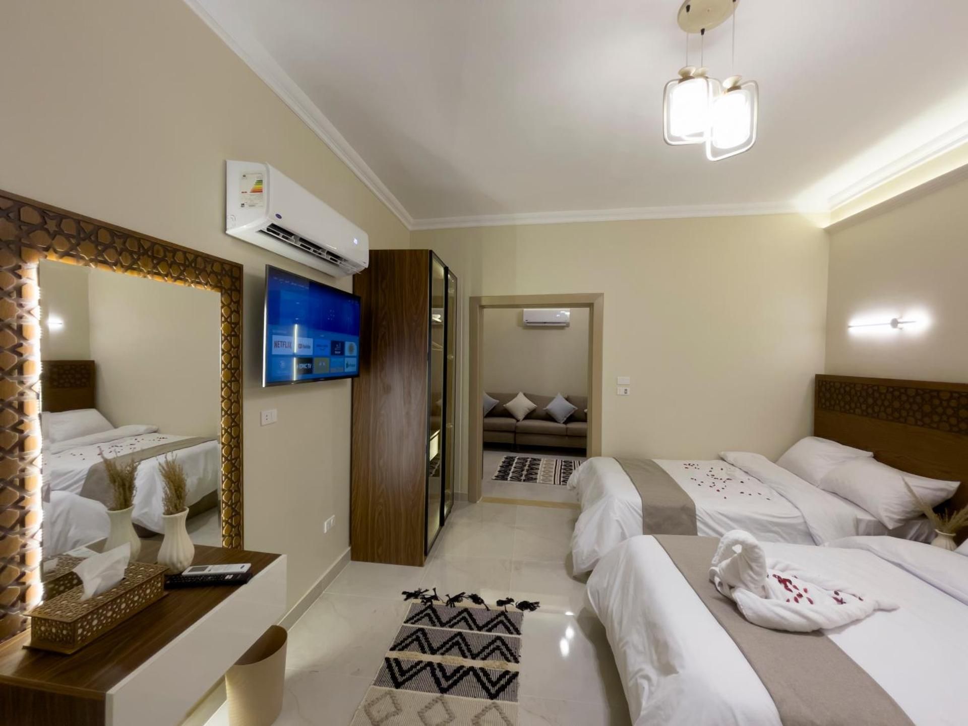 Suite with Mountain View