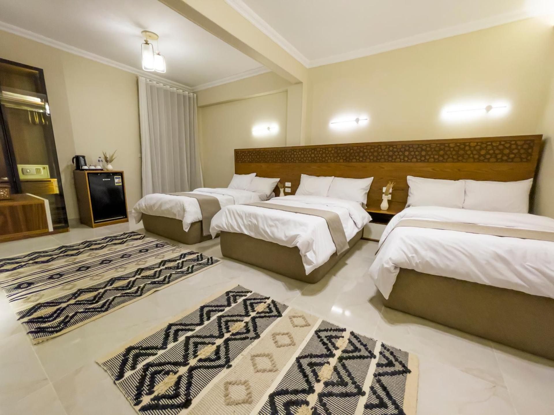 Triple Room with Mountain View