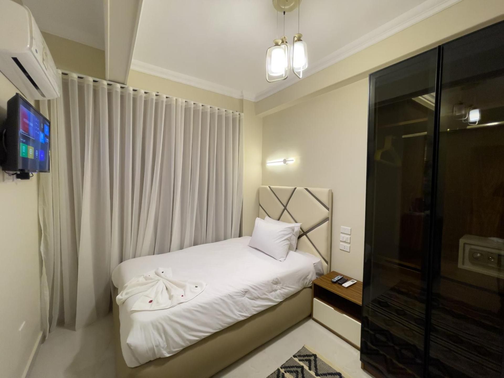 Single Room with Garden View