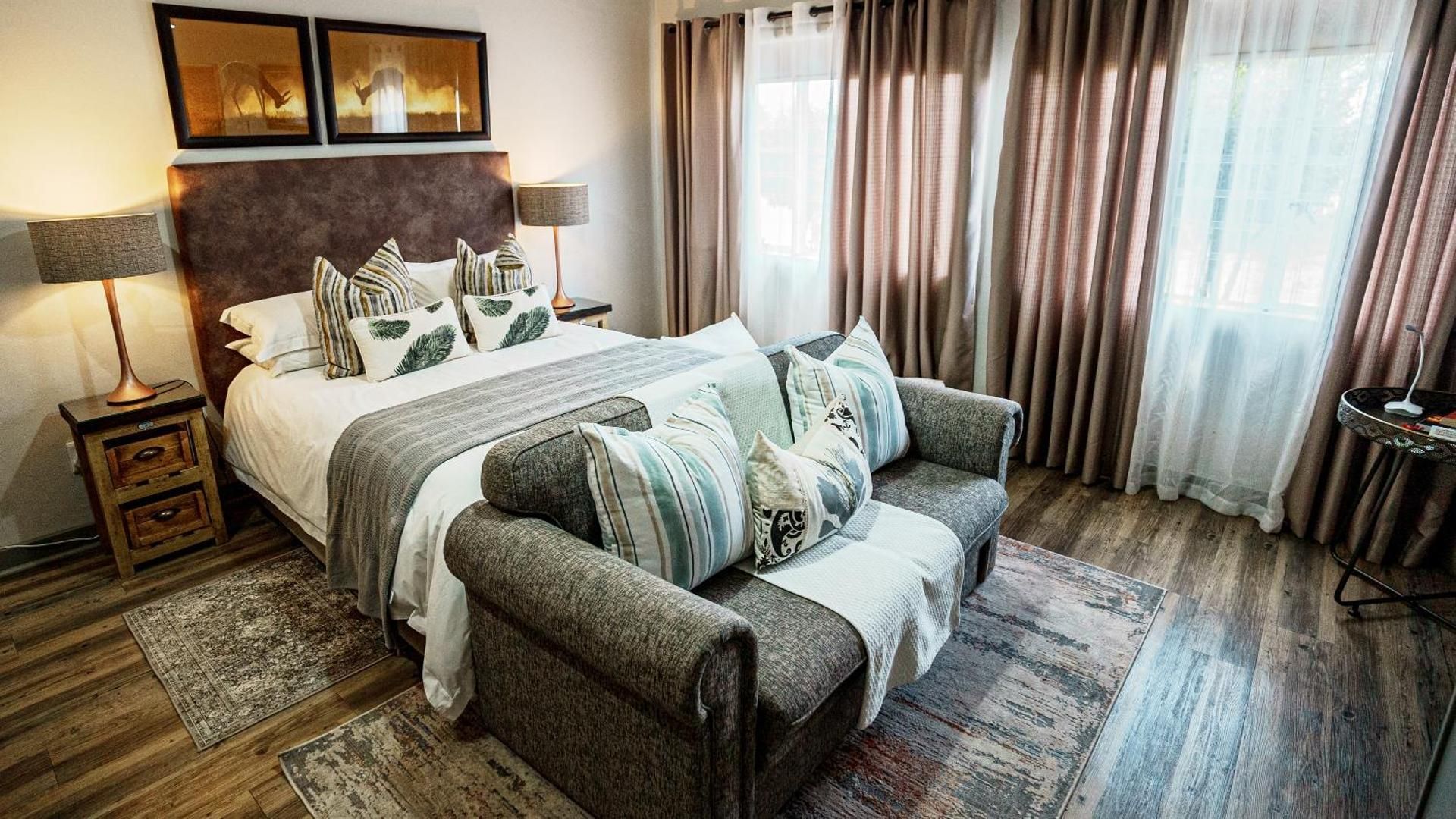 Queen Room