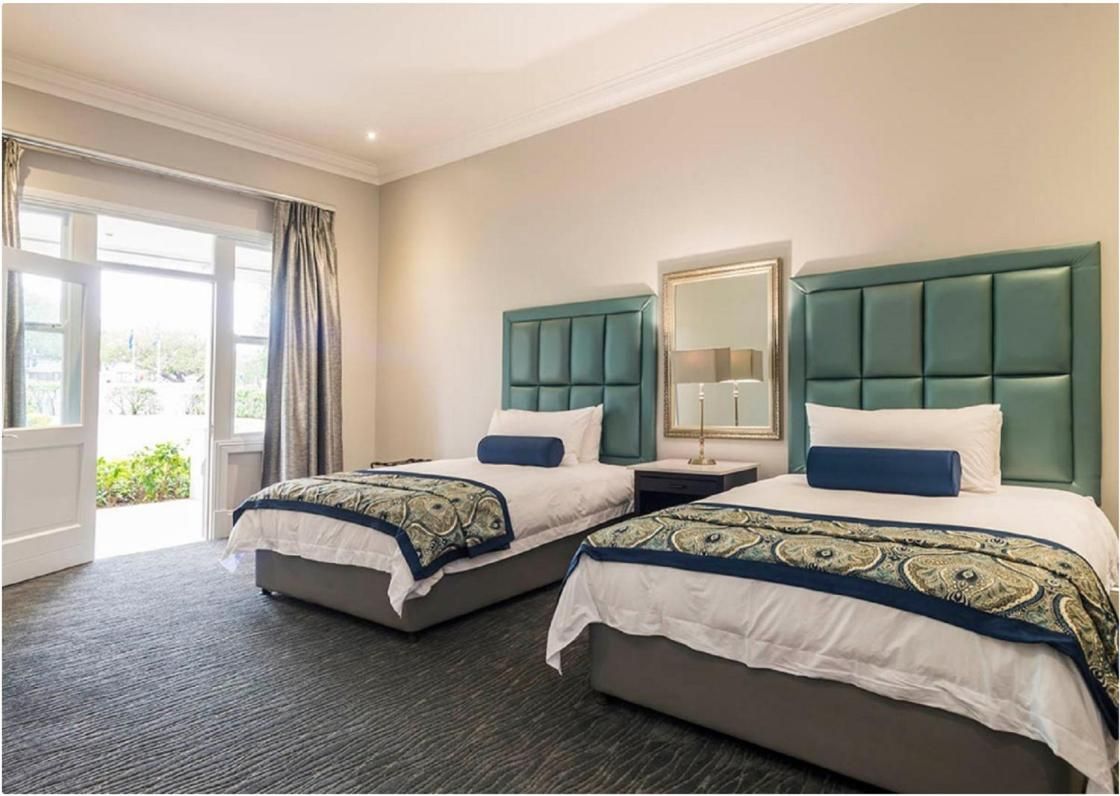 Deluxe Family Suite