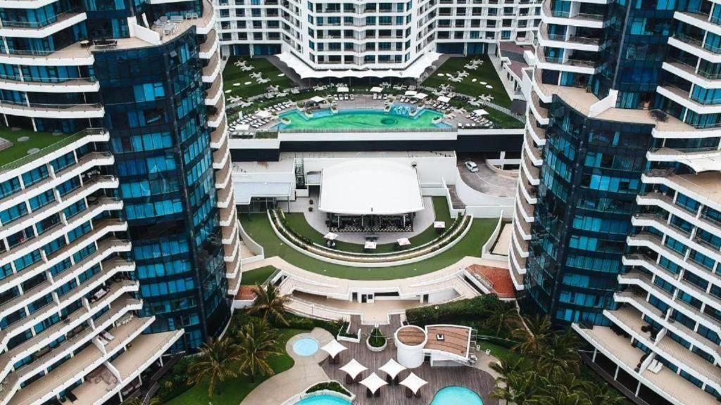 Junior Suite with Balcony