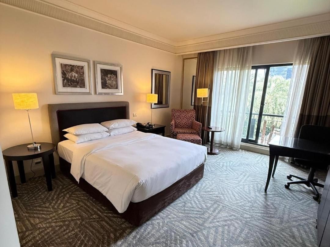 Queen Room