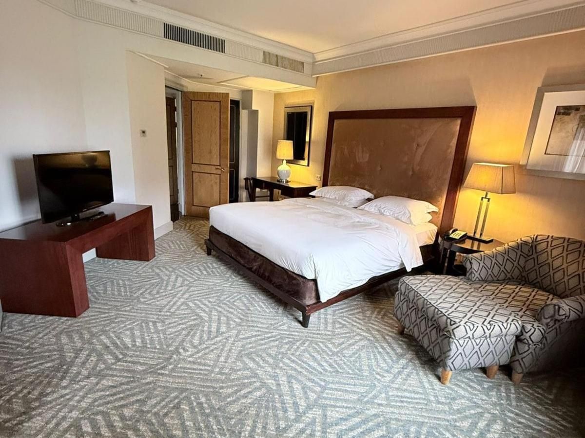 Junior Suite with Balcony