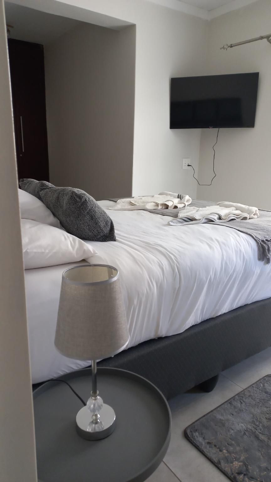 Kliprivier Accommodation  Room 1 2