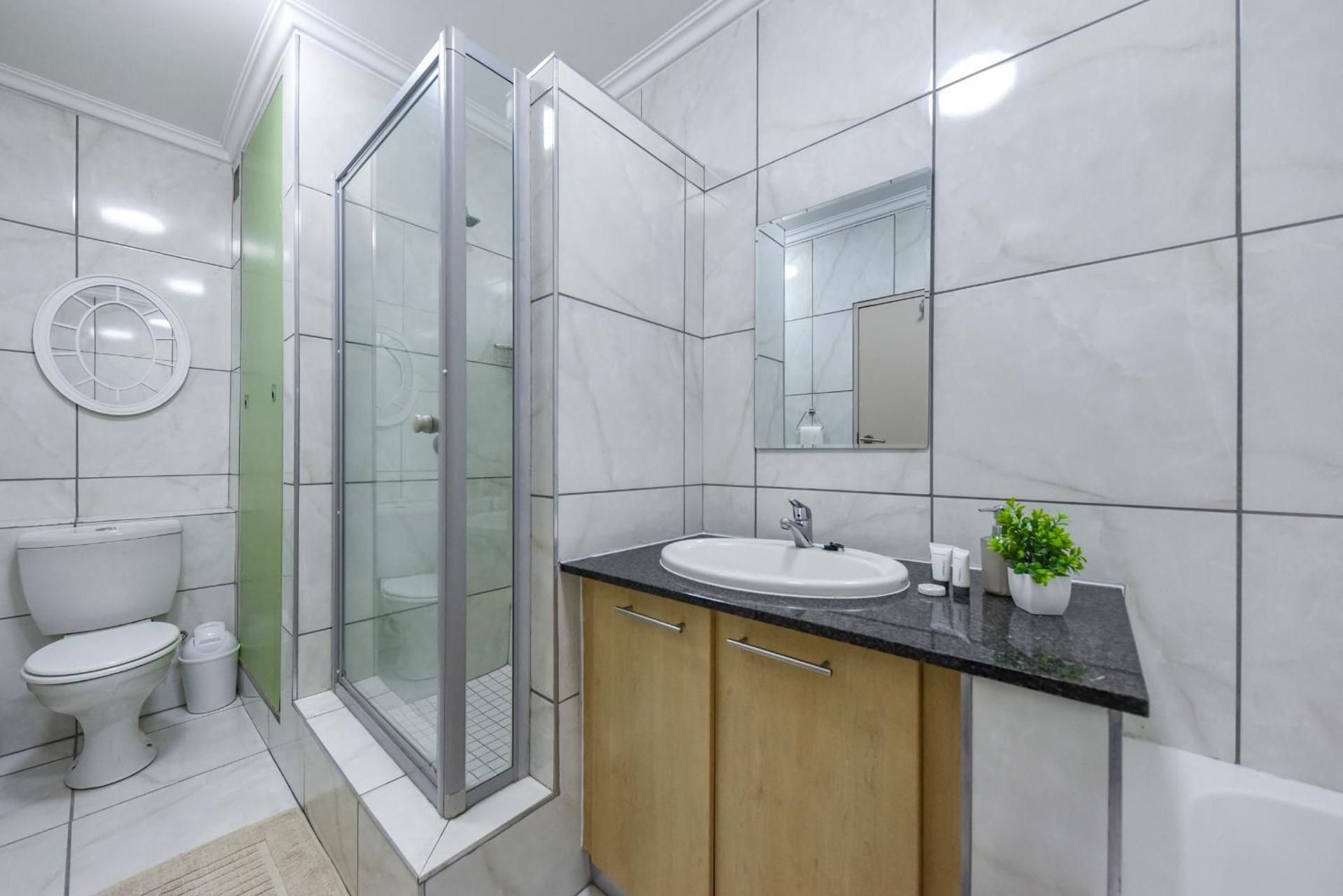 Apartment with City View