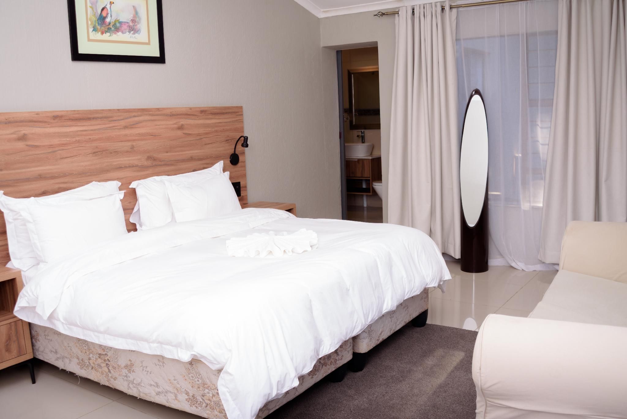 Junior Suite with King Bed