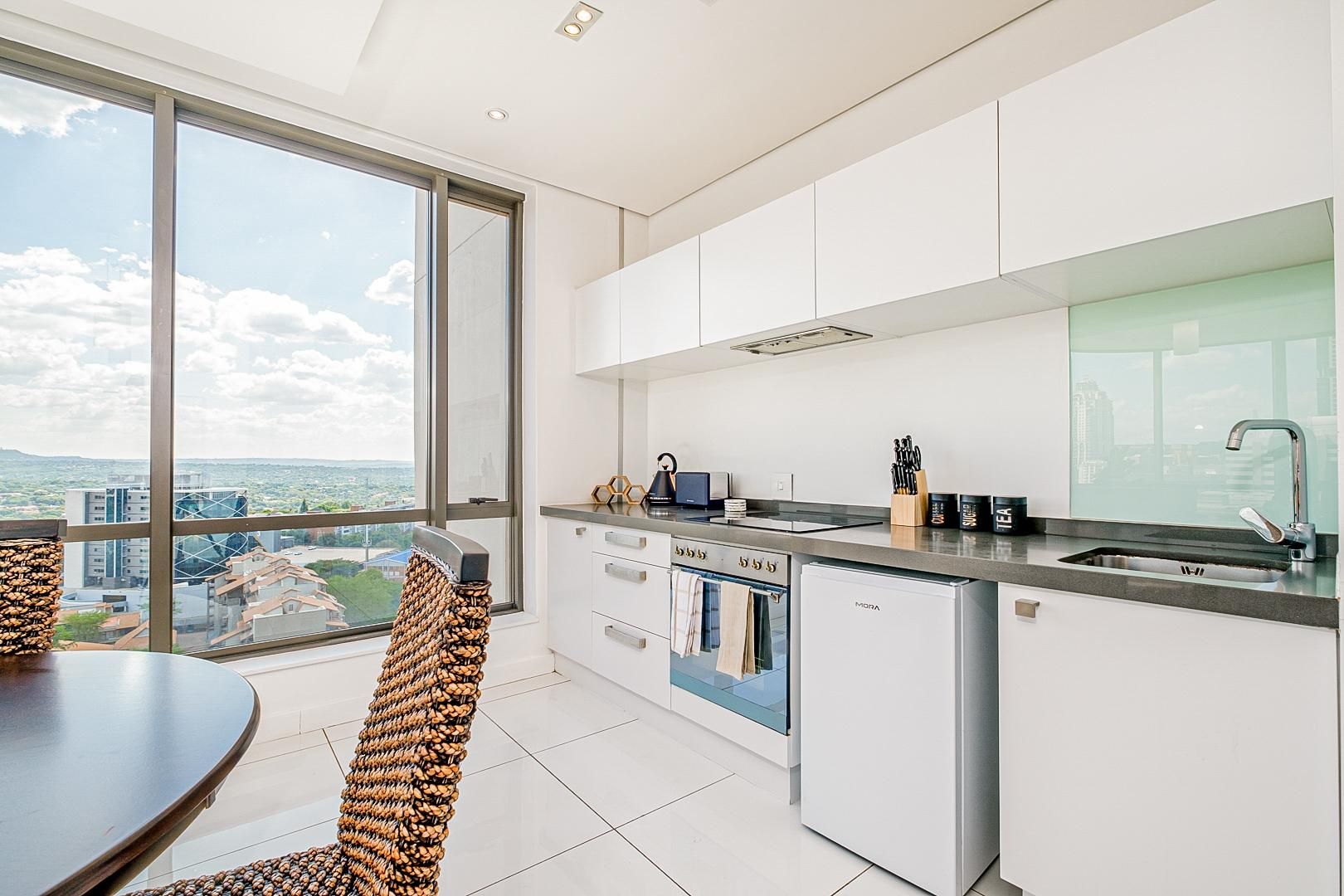 Suite 1